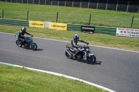 enduro-digital-images;event-digital-images;eventdigitalimages;mallory-park;mallory-park-photographs;mallory-park-trackday;mallory-park-trackday-photographs;no-limits-trackdays;peter-wileman-photography;racing-digital-images;trackday-digital-images;trackday-photos